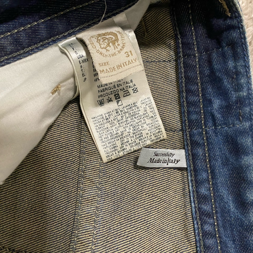 Men's Blue Distressed Diesel Jeans - Picture 7 of 7